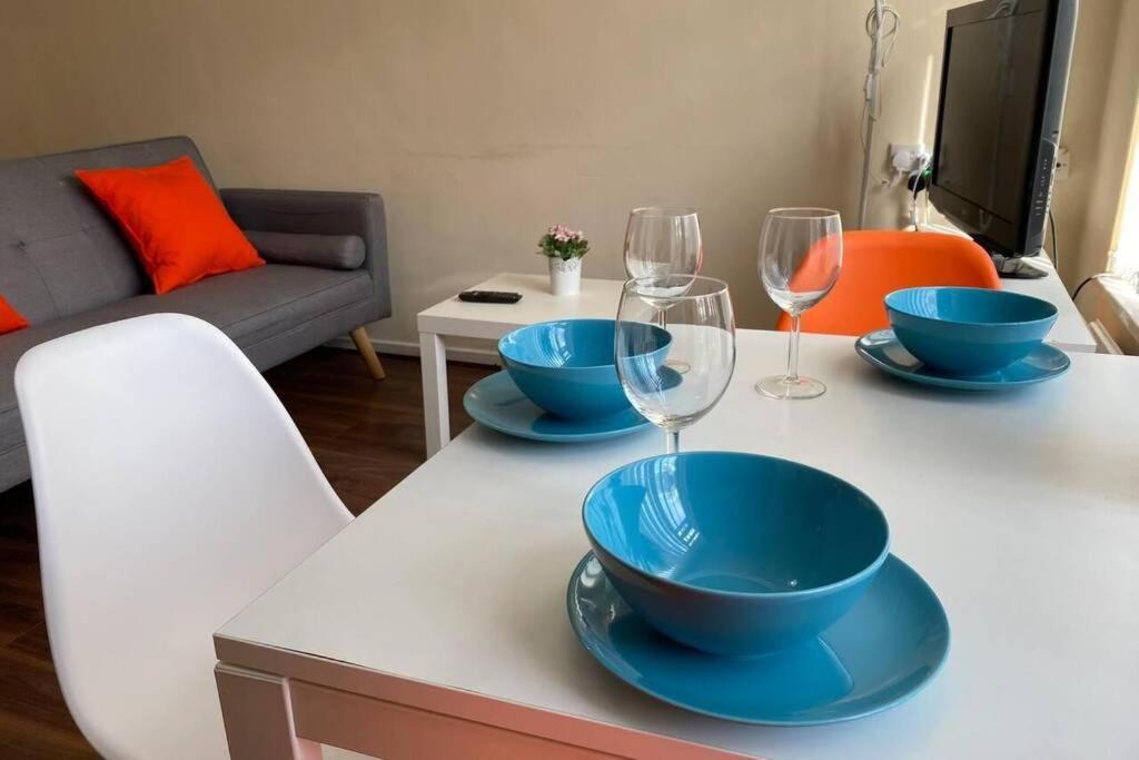 맨체스터 Conveniently Situated 1Bed Apt In Stretford 아파트 외부 사진