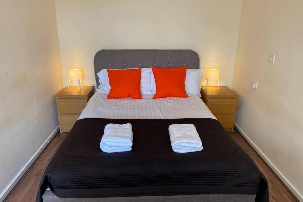 맨체스터 Conveniently Situated 1Bed Apt In Stretford 아파트 외부 사진